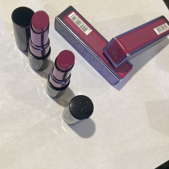 Urban Decay “Matte After Dark” - Picture 2 of 11